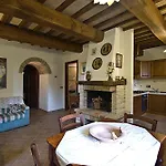 Bed and breakfast Casale Del Monsignore 4*