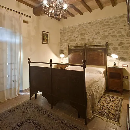 B&B Casale Del Monsignore 4*