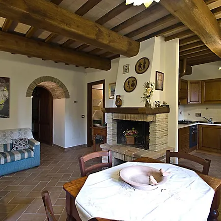 Bed & Breakfast Casale Del Monsignore 4*