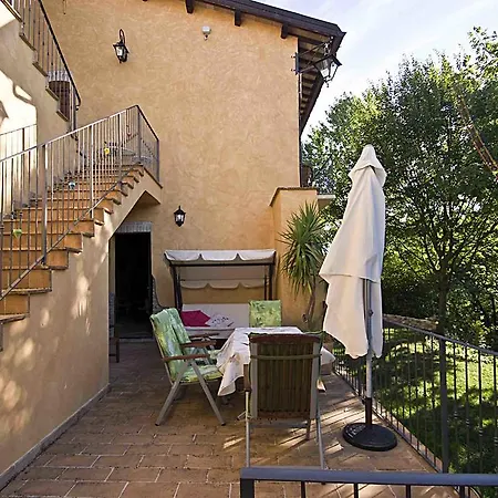 Bed & Breakfast Casale Del Monsignore 2*