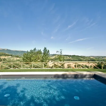 Casale Del Monsignore Couette-café 4*
